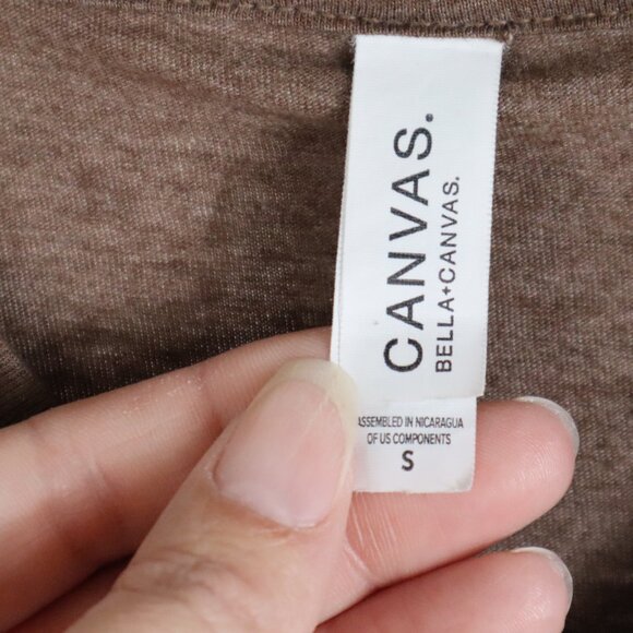 Gobble Till You Wobble Womens Small Brown V-Neck Thanksgiving Shirt - Picture 4 of 5